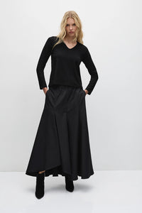 Mela Purdie V Neck Top F01 7785