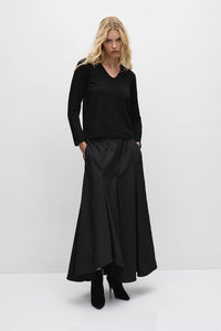 Mela Purdie V Neck Top F01 7785