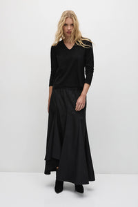 Mela Purdie V Neck Top F01 7785