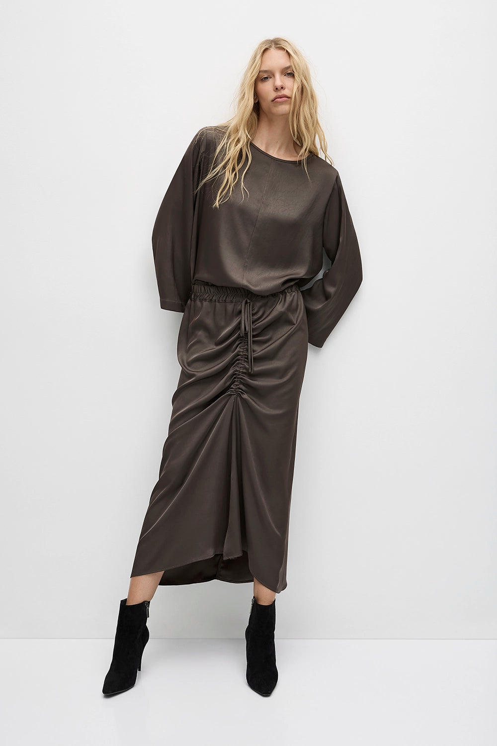 Mela Purdie Long Sleeve Slice Neck Plaza F608 8702