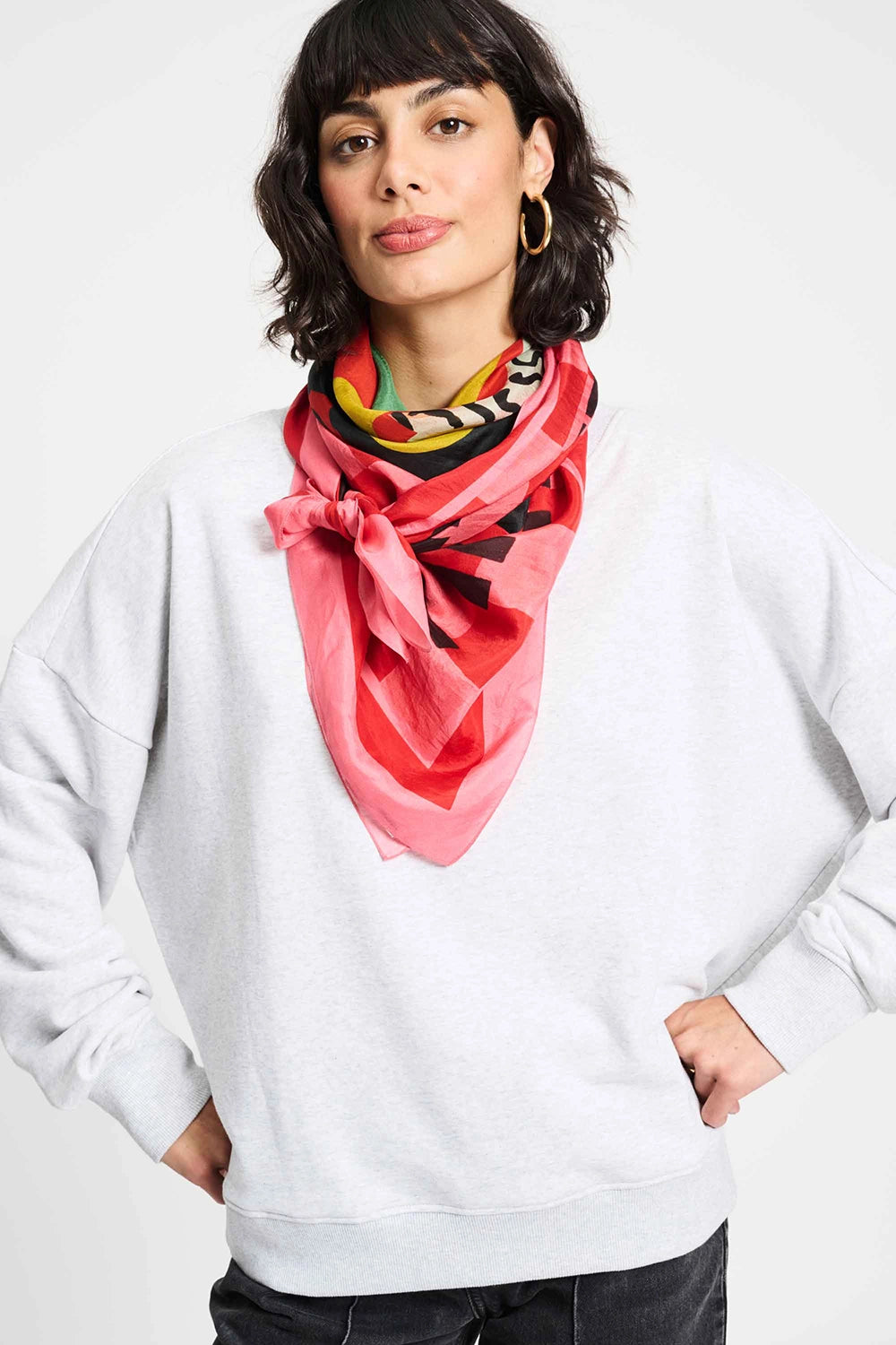 Pom Shawl Pom's Menu In Red Sp9408