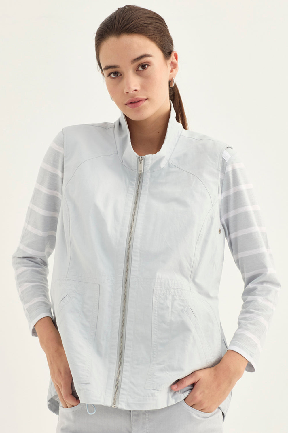 Verge Statement Vest in Ice 1284BR