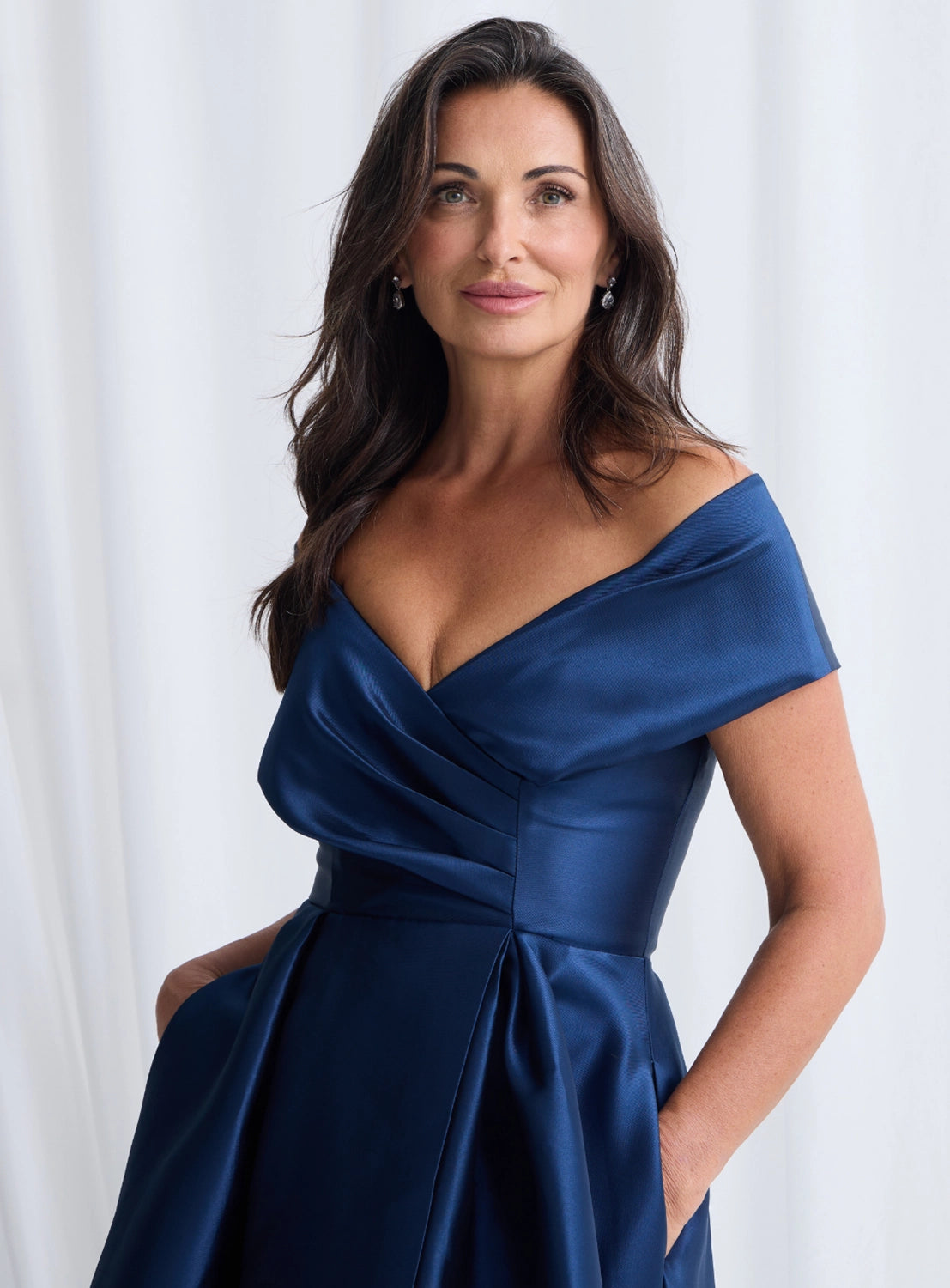 Trellis Lane Eloisa Off Shoulder Gown in Navy TL1167
