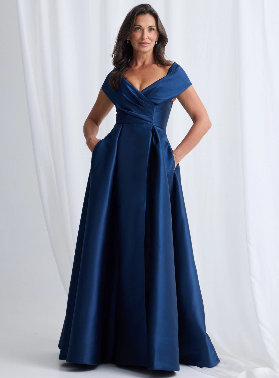 Trellis Lane Eloisa Off Shoulder Gown in Navy TL1167