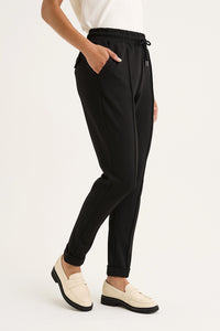 Yarra Trail Vine Jogger YTWN8975