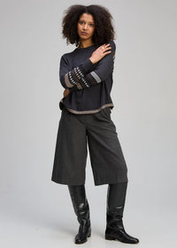 Zaket & Plover Textured Swing Jumper In Charcoal Zp8126