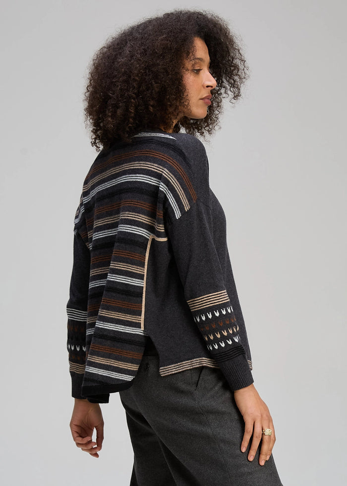 Zaket & Plover Textured Swing Jumper In Charcoal Zp8126