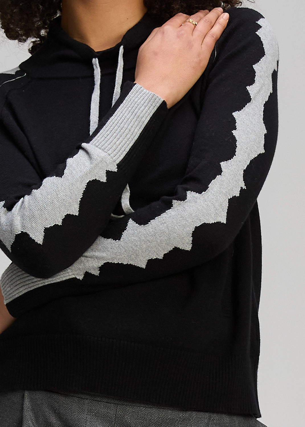 Zaket & Plover Graphic Neck Cord In Black Zp8136