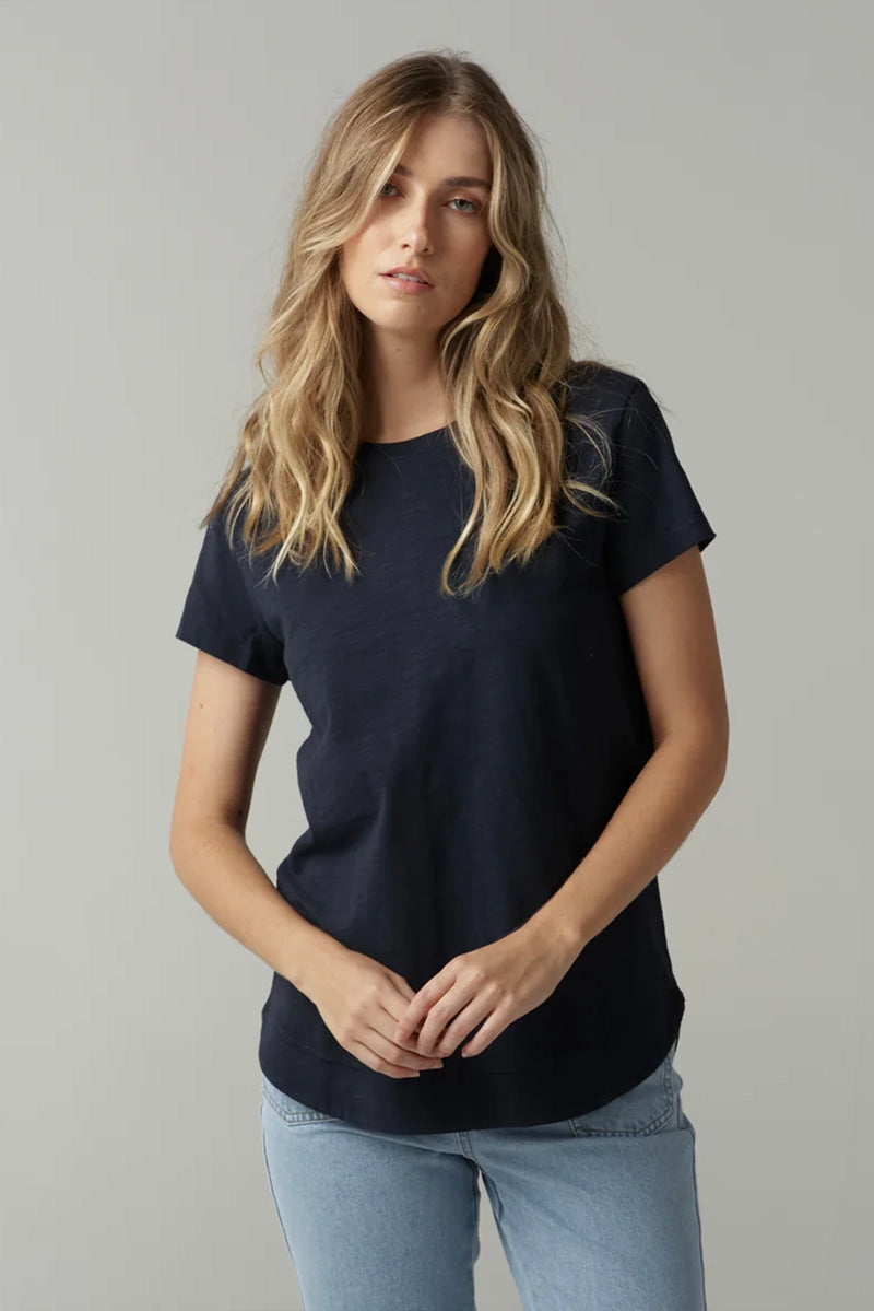Goondiwindi Cloth +Paper+Scissors Shaped Hem Tee C13002