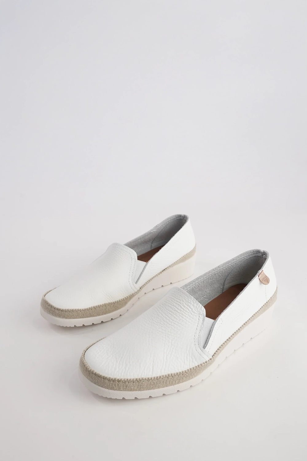 Verbenas Telma Loafer Wedge in White VE-TELMA