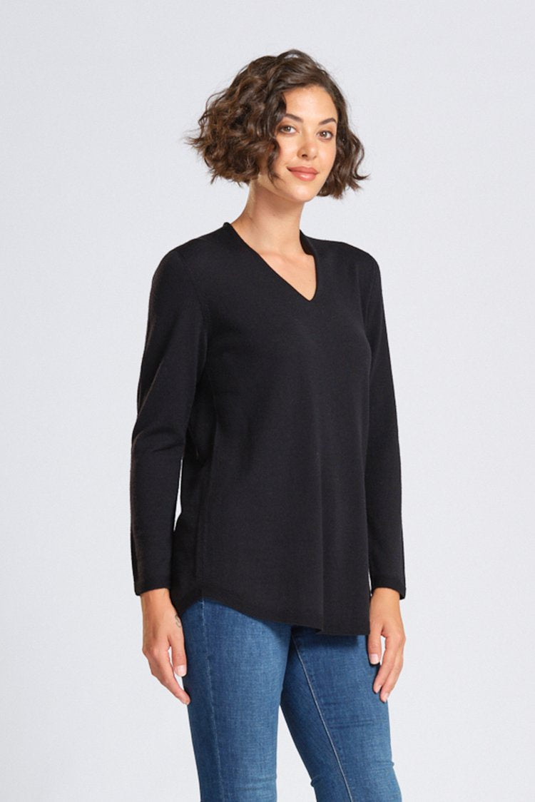 Optimum High V Curved Hem Jumper O6879