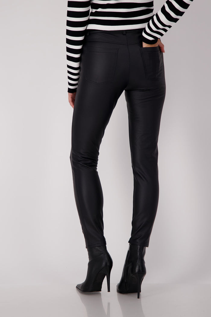 Monari Slim Leg Leather Look Pants with Zipped Pockets M806558