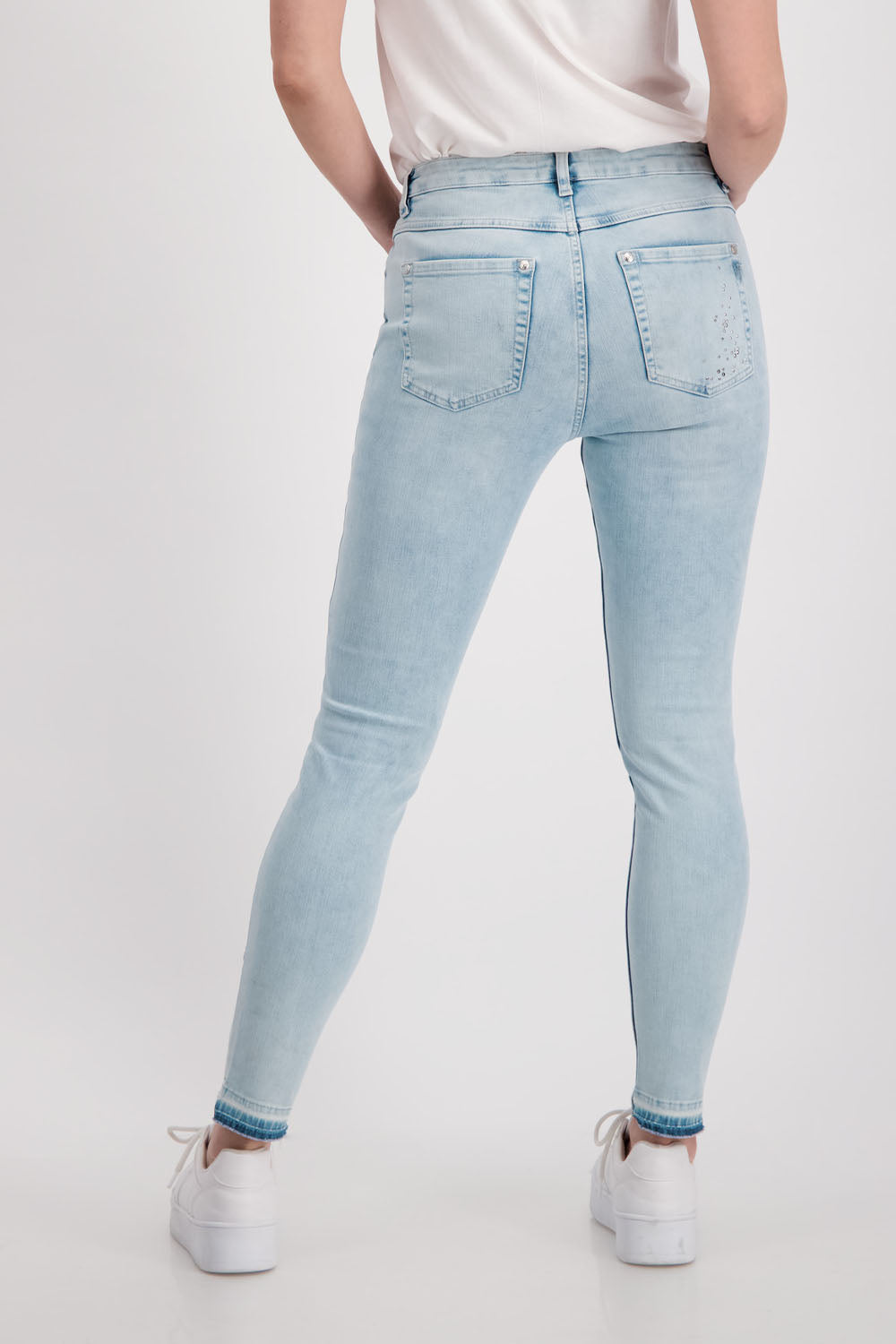 Moanri Jeans M406763