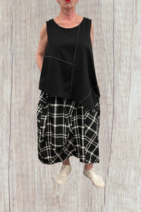 Moyuru Sleeveless Top M221007