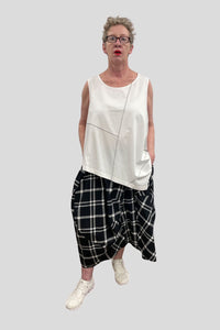Moyuru Sleeveless Top M221007