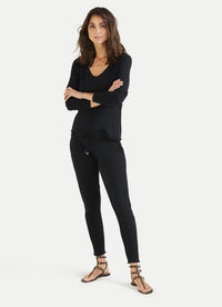 Juvia Long Sleeve V Neck Tee J81500115